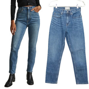 EVERLANE The Original Cheeky Jean in Worn-In Mid Blue Stretch Women's 25